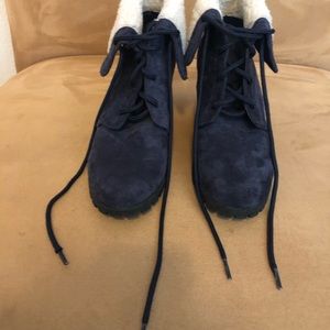 NÁUTICA Faux Suede Navy Blue Wedge Bootie